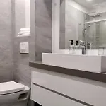 Karigo 6 Central Luxury Apartment *