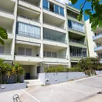 Karigo 6 Luxury * Makarska